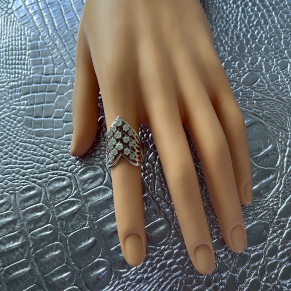 15 Diamond Ring